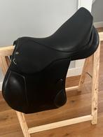 Henri de Rivel Fletcher 16.5” spring zadel, Dieren en Toebehoren, Paarden en Pony's | Zadels, Ophalen, Zo goed als nieuw, Springen