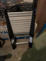 Mooie en goede telescoop ladder, Doe-het-zelf en Verbouw, Ladders en Trappen, Ophalen, Zo goed als nieuw, Ladder, Opvouwbaar of Inschuifbaar