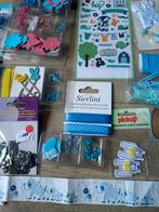 Scrapbook en kaart maak spullen, blauw, lint, stickers, deco, Hobby en Vrije tijd, Scrapbooking, Ophalen of Verzenden, Zo goed als nieuw