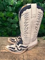 Nieuwe prachtige aparte laarzen van Sendra maat 38, Beige, Nieuw, Ophalen of Verzenden, X