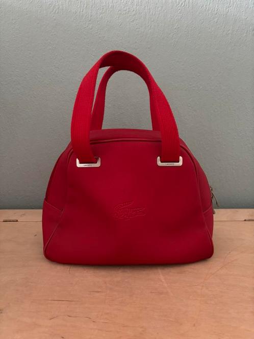 Lacoste Rode Handtas – Sportief & Elegant, Sieraden, Tassen en Uiterlijk, Tassen | Damestassen, Gebruikt, Handtas, Rood, Ophalen of Verzenden