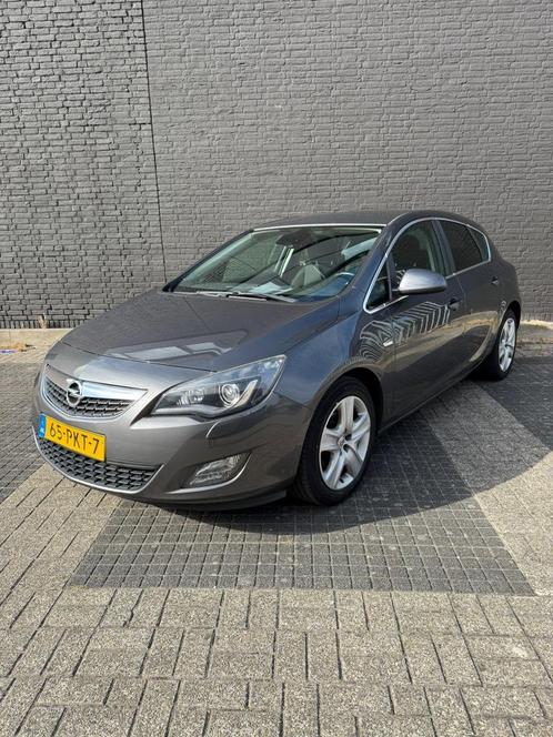 Opel Astra 1.4 Turbo Ecotec 103KW 5-D 2011 Grijs, Auto's, Opel, Bedrijf, Astra, ABS, Airbags, Airconditioning, Alarm, Boordcomputer