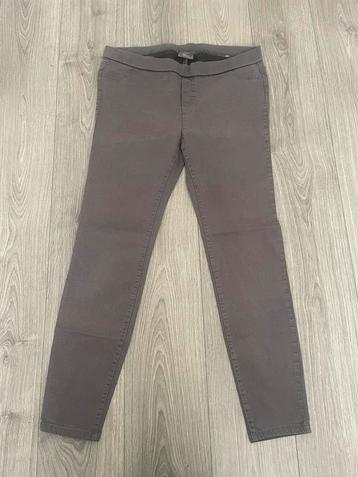 YESSICA grijze stretch spijkerbroek rekbare taille mt L beschikbaar voor biedingen