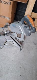 Gebruikte Afkortzaag, Ophalen