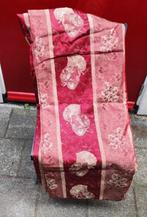 Twee grote gordijnen, Ophalen of Verzenden, Zo goed als nieuw, 200 cm of meer