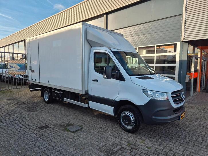 Mercedes-Benz Sprinter 519 CDI/ Koffer/ 3.0 CDI V6/ E6d, Auto's, Bestelauto's, Bedrijf, Te koop, ABS, Adaptive Cruise Control