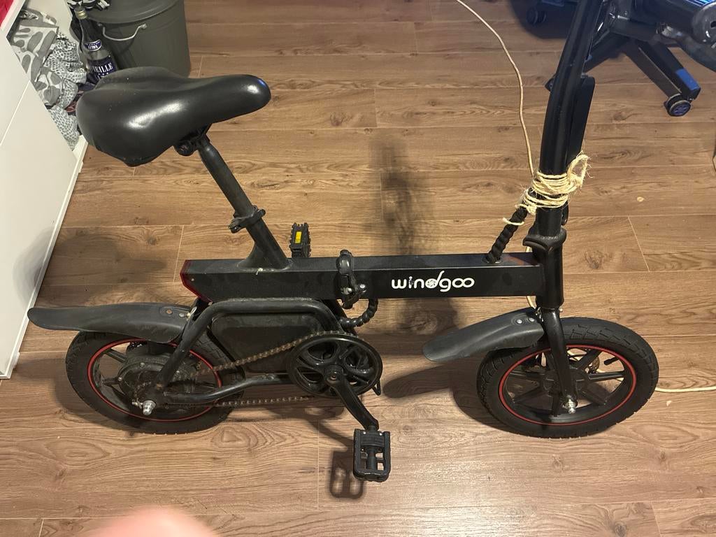 B20 windgo, Fietsen en Brommers, Elektrische fietsen, Ophalen, Gebruikt, 30 tot 50 km per accu, Overige merken