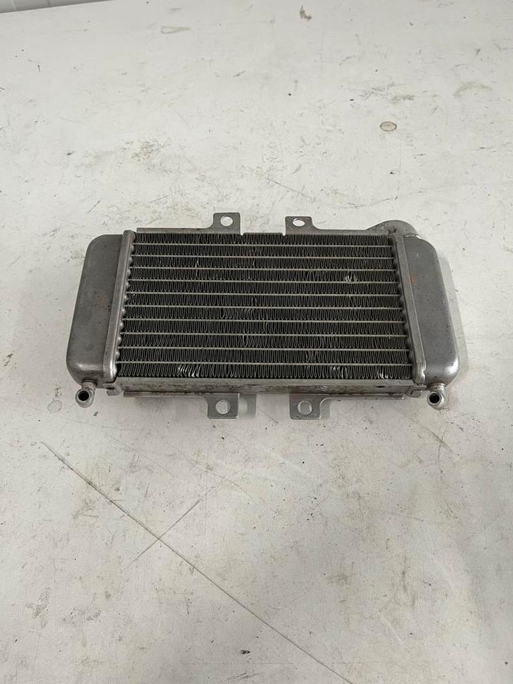 Piaggio zip sp gilera runner radiateur, Motoren, Tuning en Styling, Ophalen of Verzenden