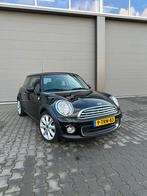 Mini (r56) 1.6 75pk 2010 Zwart | Grote Beurt APK 13-10-2026, Auto's, Voorwielaandrijving, Stof, Zwart, 4 stoelen
