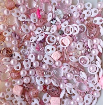 Grote partij roze acryl kralen 8-30 mm beschikbaar voor biedingen