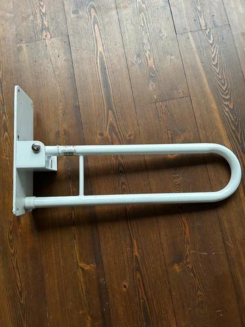 Toiletbeugel inklapbaar 55 cm beschikbaar voor biedingen