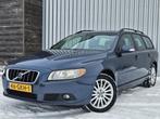 Volvo V70 2.5T 5-Cilinder /Stoelverwarming/LeerCruise/Trekha, Voorwielaandrijving, Blauw, 2521 cc, 93 €/maand