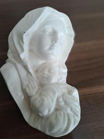 Wit porseleinen mariabeeldje met kindje beschikbaar voor biedingen