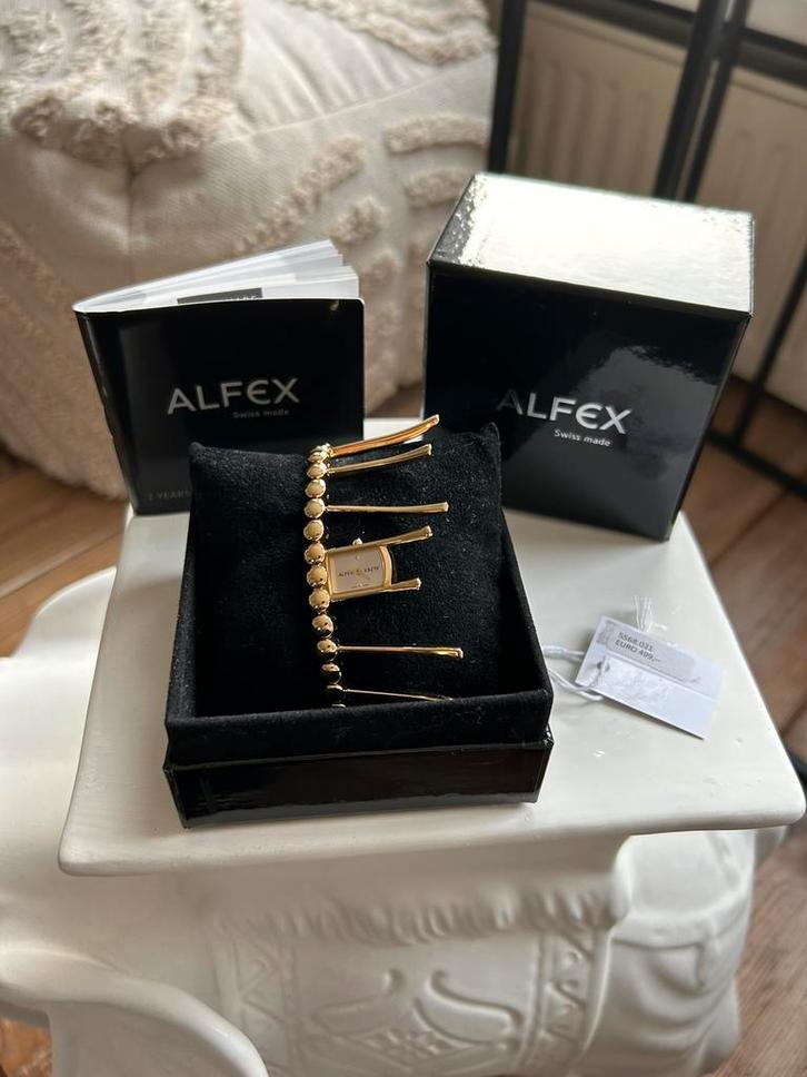 Nieuw Alfex horloge triba design by Julia Hou, Swiss made, Sieraden, Tassen en Uiterlijk, Horloges | Dames, Nieuw, Polshorloge
