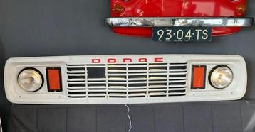 Wallpiece DODGE W200 D200 GMC wandlamp met LED grille USA beschikbaar voor biedingen