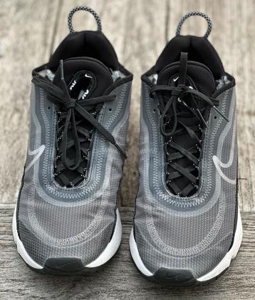 Nike Air Max 2090 dames mt 40,5 beschikbaar voor biedingen