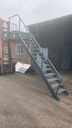 Stalen trap, Ophalen, Zo goed als nieuw, 2 tot 4 meter
