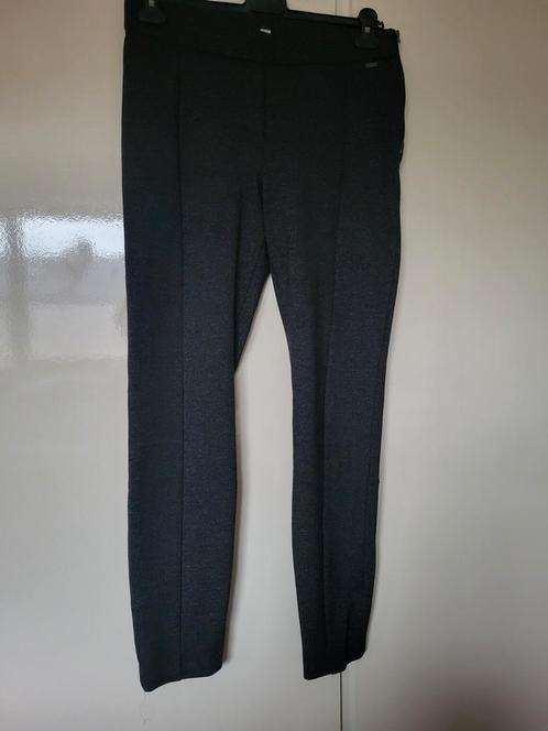 ESPRIT.. LEUKE BROEK, Kleding | Dames, Broeken en Pantalons, Zo goed als nieuw, Maat 42/44 (L), Grijs, Lang, Verzenden