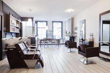 Stoel, Salon, ruimte,  te huur in kapsalon beschikbaar voor biedingen