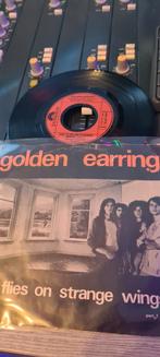 Golden Earring - She Flies On Strange Wings Vinyl Single, Ophalen of Verzenden, Gebruikt, Rock en Metal