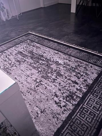 Vloerkleed antraciet beschikbaar voor biedingen