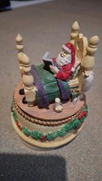 Nieuwe opwindbare draaiende kerst muziekdoos., Diversen, Ophalen of Verzenden, Nieuw