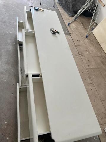 Tv meubel 200 cm breed en 50 cm diep en 50cm hoog