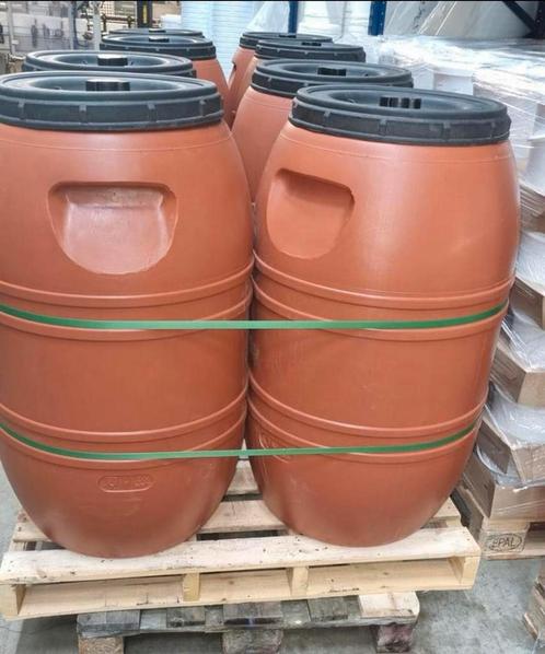 Vat met draaideksel 220 liter, Tuin en Terras, Regentonnen, Zo goed als nieuw, Kunststof, 150 liter of meer, Ophalen