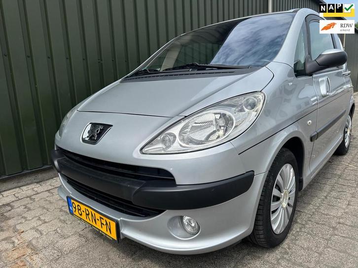 Peugeot 1007 1.4 Gentry Automaat, Auto's, Peugeot, Bedrijf, Te koop, ABS, Airbags, Airconditioning, Alarm, Centrale vergrendeling