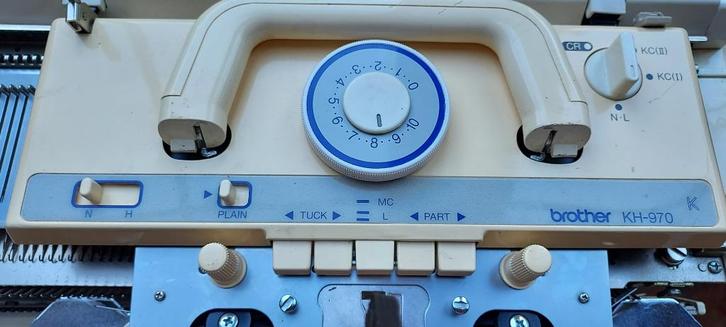 Brother KH 970 dubbelbeds, Hobby en Vrije tijd, Breien en Haken, Zo goed als nieuw, Breien, Machine, Ophalen