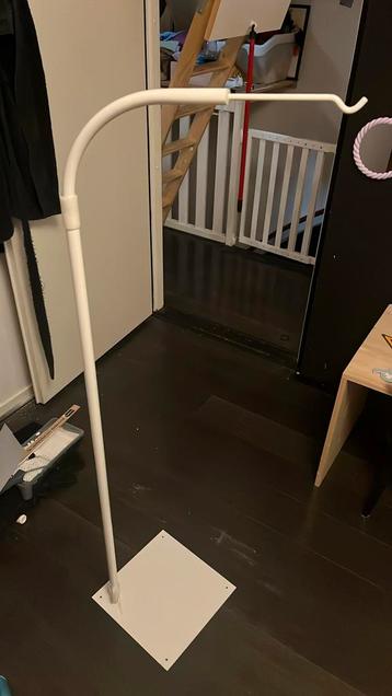 Verstelbare klamboe standaard beschikbaar voor biedingen