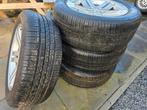 Banden en Velgen - 225/60R18, Auto-onderdelen, Banden en Velgen, Gebruikt, 15 inch, Banden en Velgen, All Season