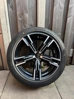 Originele en zo goed als nieuwe BMW 3 serie 18 inch banden., Auto-onderdelen, Banden en Velgen, Ophalen, 18 inch, Gebruikt, 255 mm