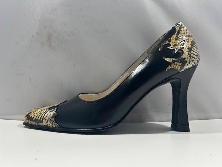 Ruhmar, maat 39 nieuwe zwarte schoenen met slangenprint, Kleding | Dames, Schoenen, Nieuw, Schoenen met hoge hakken, Zwart, Verzenden