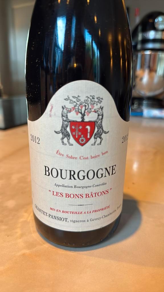 Bourgogne pinot noir Les Bons Bâtons côte de Nuits 2012, Verzamelen, Wijnen, Nieuw, Rode wijn, Frankrijk, Vol, Ophalen of Verzenden