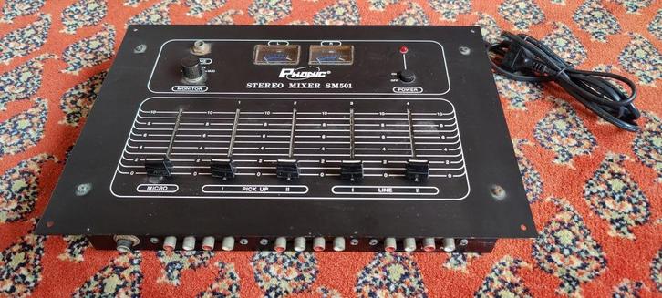 Stereomixer / mengpaneel, Muziek en Instrumenten, Mengpanelen, Gebruikt, 5 tot 10 kanalen, Microfooningang, Ophalen of Verzenden