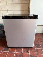 Mini koelkast, Ophalen, Zonder vriesvak, Minder dan 45 cm, Minder dan 85 cm