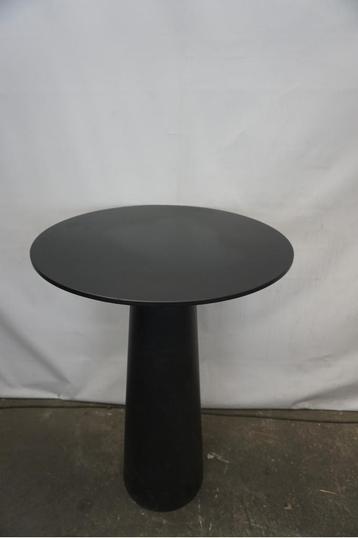 Moooi container tafel Statafel beschikbaar voor biedingen