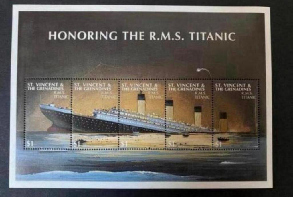 Postzegelvel ‘Honoring the R.M.S. Titanic’, Verzamelen, Scheepvaart, Ophalen of Verzenden, Zo goed als nieuw, Boek of Tijdschrift
