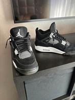 Nike air jordan white thunder, Ophalen of Verzenden, Zo goed als nieuw, Wit
