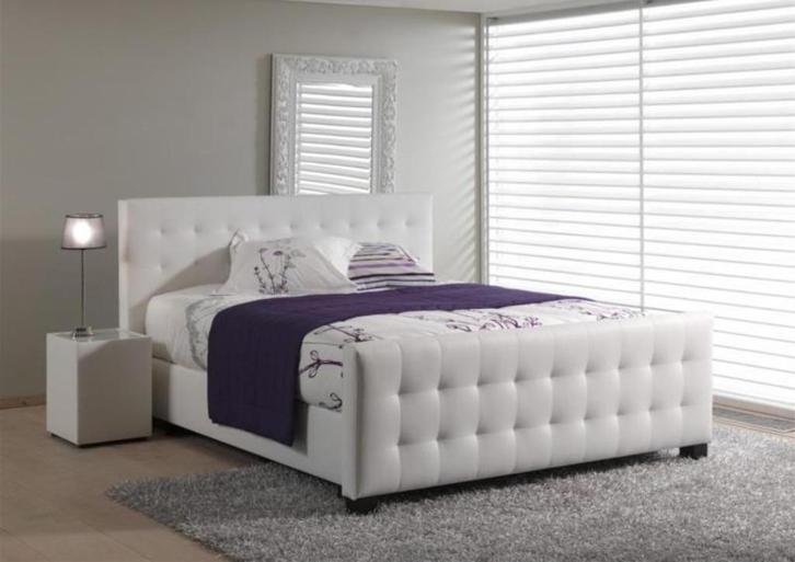 Boxspring Plus bedden met voedbord Nu extra korting!, Huis en Inrichting, Slaapkamer | Boxsprings, Nieuw, Tweepersoons, Ophalen of Verzenden