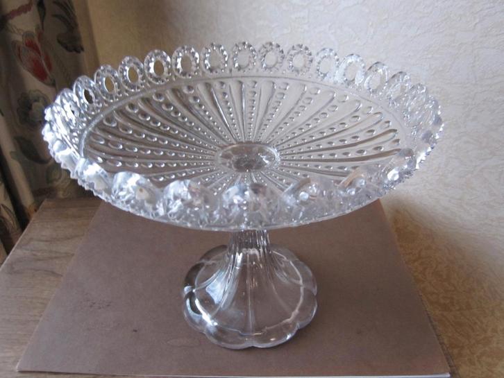 Prachtige fruitschaal op voet - cristallerie Portieux, Antiek en Kunst, Antiek | Glas en Kristal, Verzenden