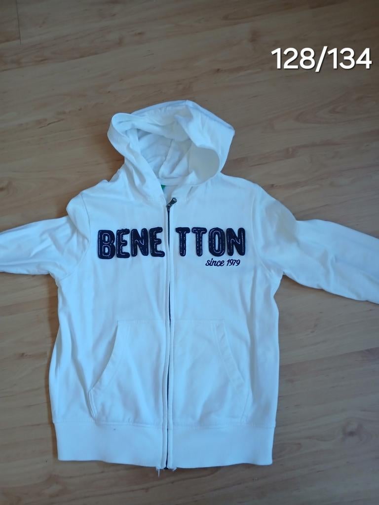 BENETTON WIT VEST MAAT 128/ 134 (8 TOT 9 JAAR ), Kinderen en Baby's, Kinderkleding | Maat 128, Ophalen of Verzenden, Zo goed als nieuw