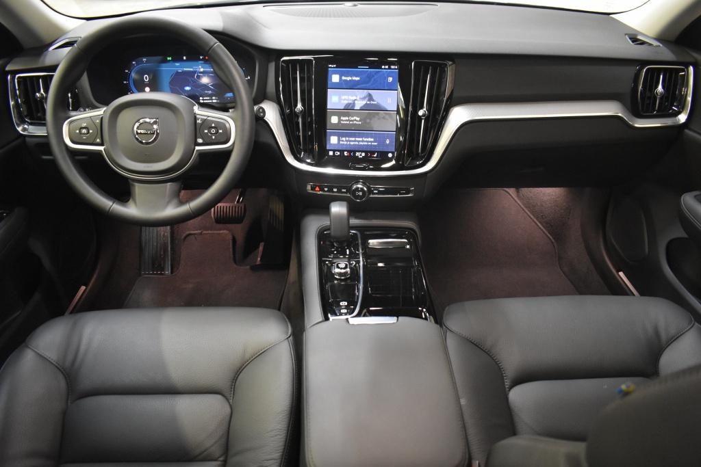 Volvo V60 T6 350PK AWD Essential Bright | BLIS | Leder | Ada, Auto's, Automaat, Gebruikt, 4 cilinders, Blauw