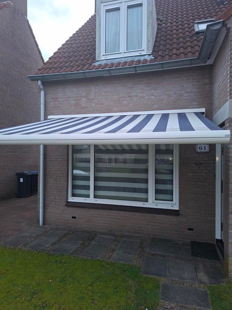 Zonnescherm 3.50 lang x2.50 uitval electrische, 150 tot 300 cm, Ophalen, Gebruikt, Knikarmscherm