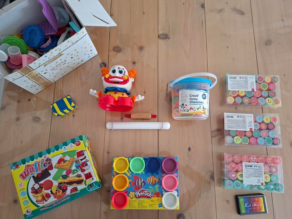 Stempels en Klei Plah doh - heel veel!, Ophalen