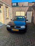 Volkswagen Golf 1.6 77KW 2001 Zwart 140000km, Auto's, Volkswagen, Voorwielaandrijving, Stof, Zwart, 4 cilinders