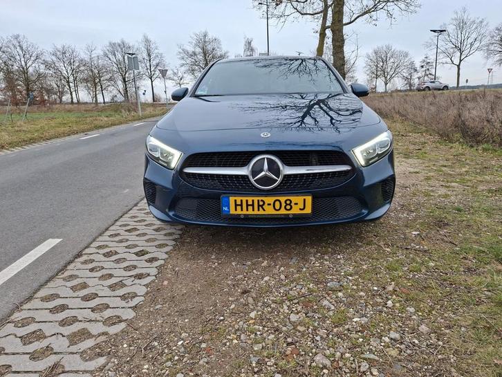 Mercedes-Benz A-Klasse A 200 163pk 2020 Blauw, Auto's, Mercedes-Benz, Particulier, A-Klasse, Achteruitrijcamera, Adaptive Cruise Control