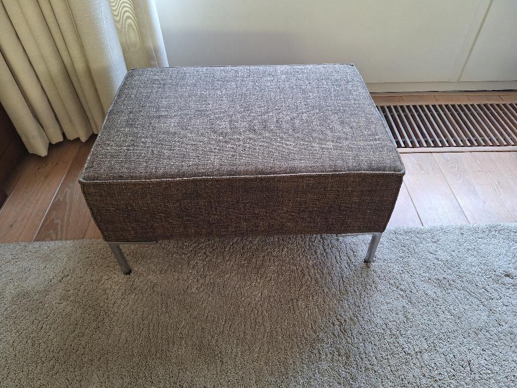 Hocker roderick vos chocoladebruin, Huis en Inrichting, Ophalen, 75 tot 100 cm, Zo goed als nieuw, Stof