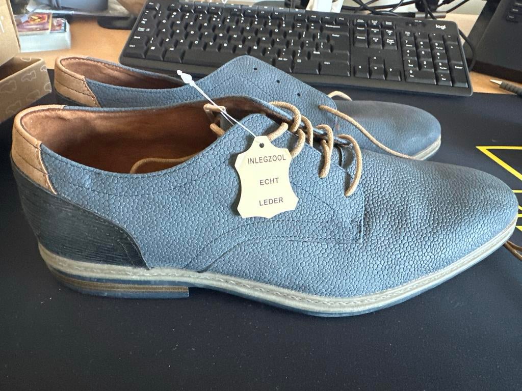 Emillio Salvatini Nette Schoenen Maat 44 NIEUW!, Ophalen of Verzenden, Nieuw, Blauw, Veterschoenen